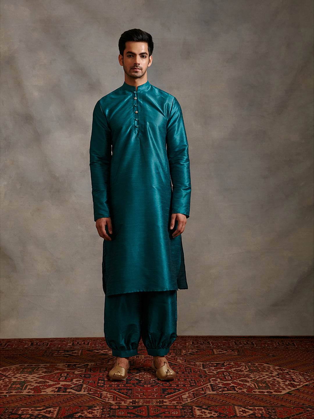 Banarasi kurta with Mandarin collar Blue