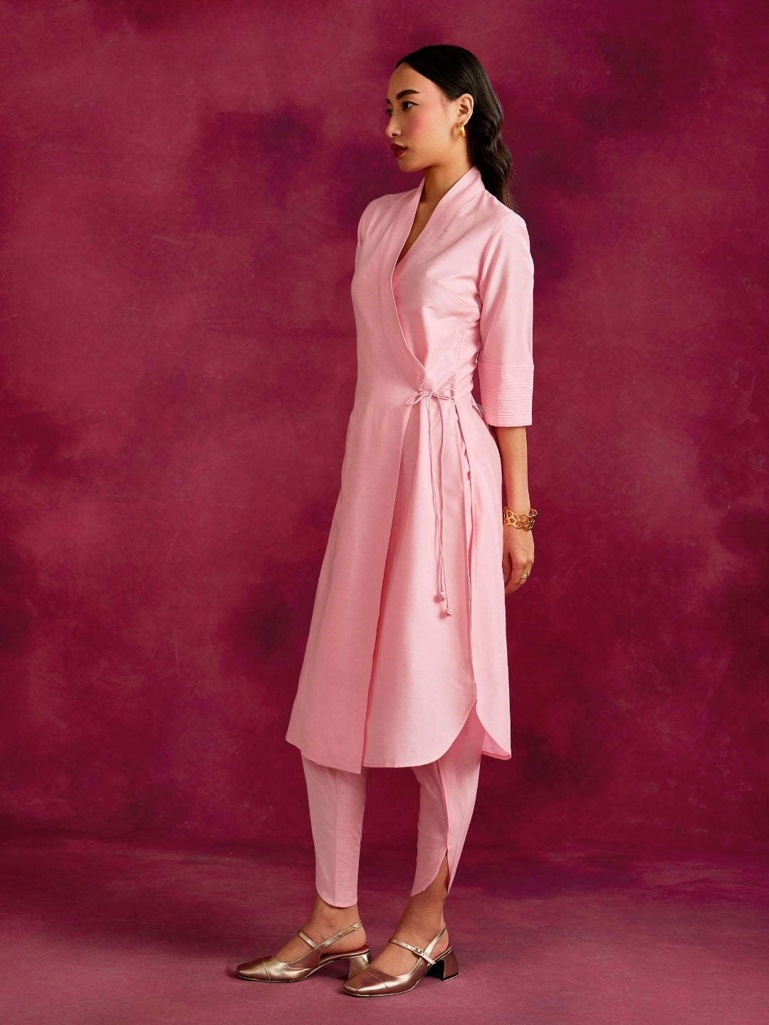 Shawl collar overlapped kurta with tie-up- Sakura pink