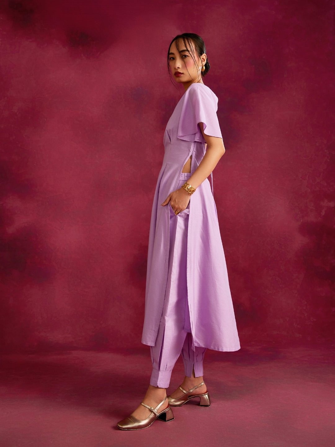 Pleated front kurta with back cut-out- Lavender