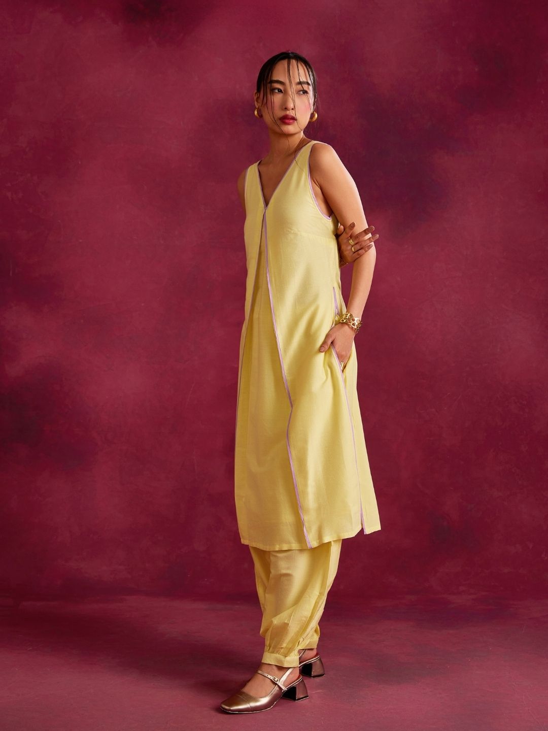 Inverted pleat front kurta with back tie-up- Lemon yellow