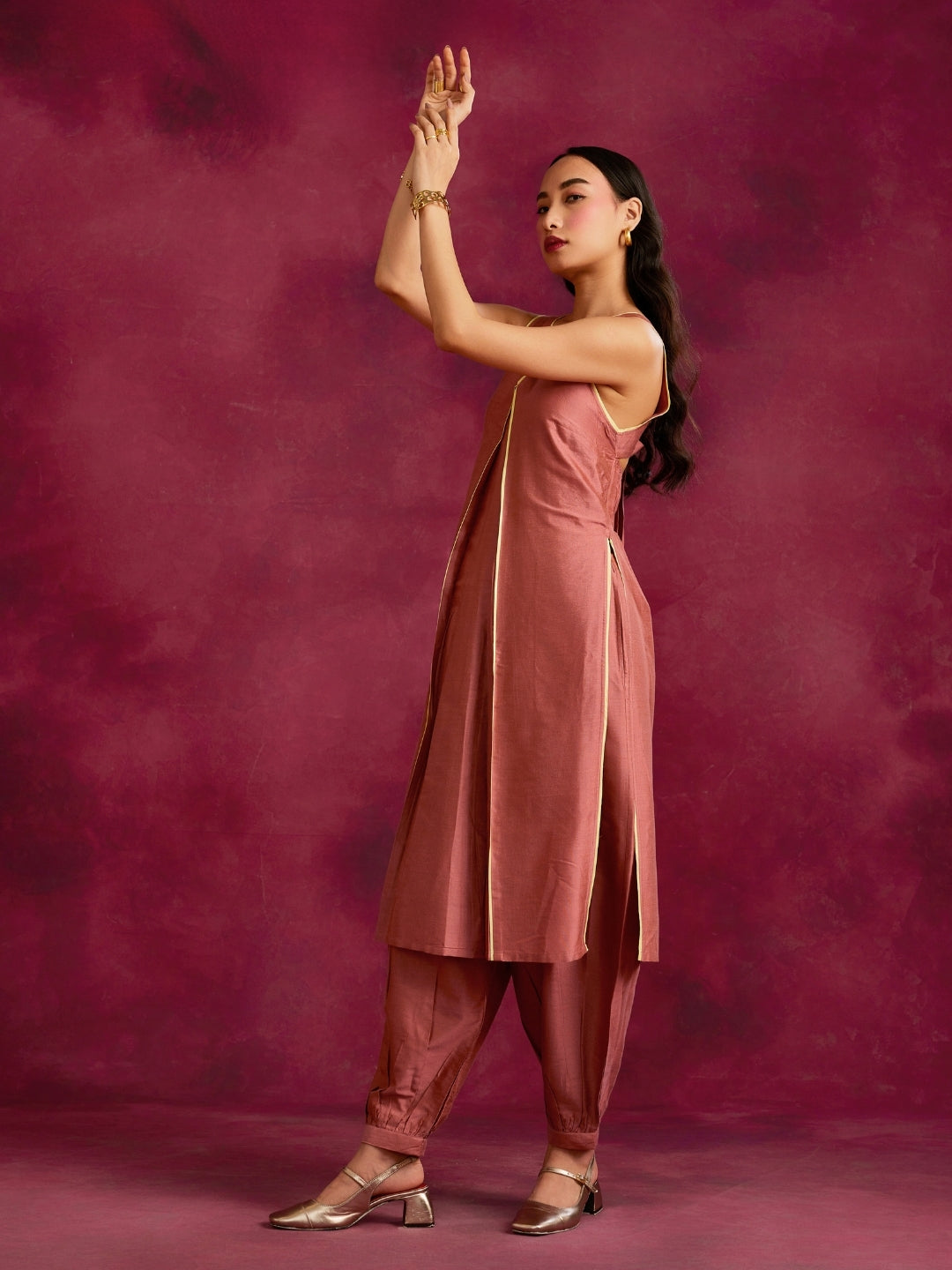 Inverted pleat front kurta with back tie-up Set- Rose brown