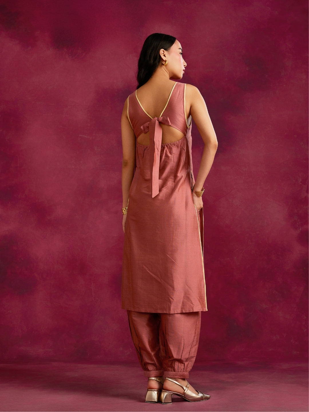 Inverted pleat front kurta with back tie-up Set- Rose brown