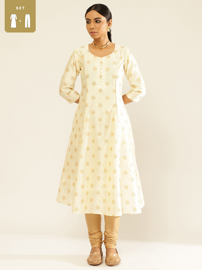 Banarasi Zari Tafetta Circular Kurta Set