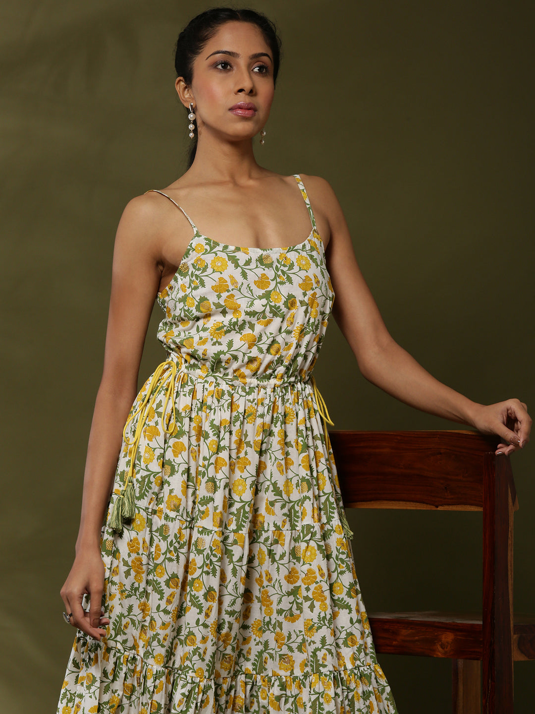 Floral printed tier dress with tassels-offwhite