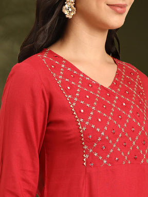 Zari and mirrorwork embroidered kurta-red