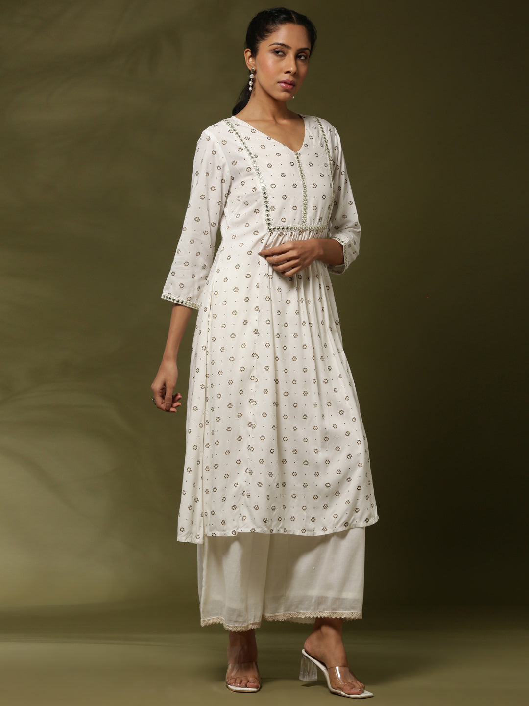 Gather printed kurta -offwhite