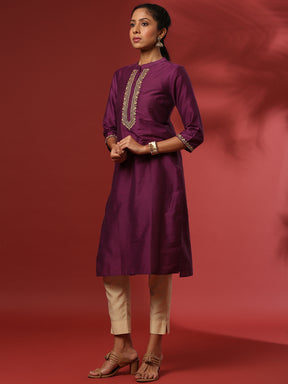 straight embroidered kurta- violet