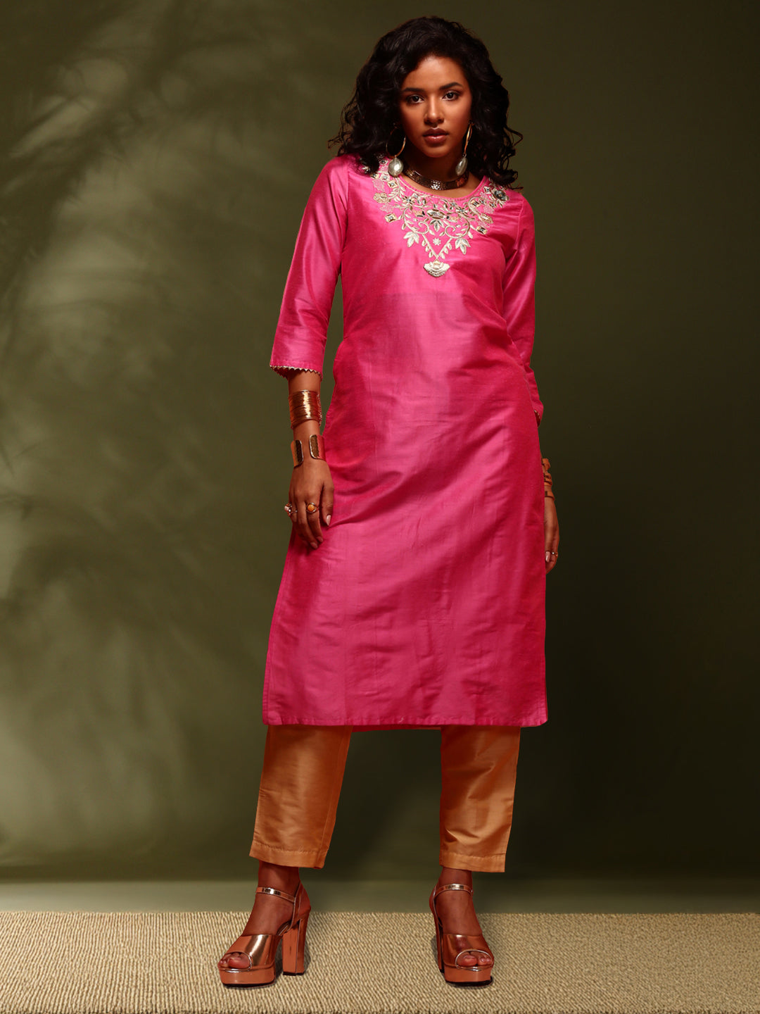 Embroidered kurta-pink