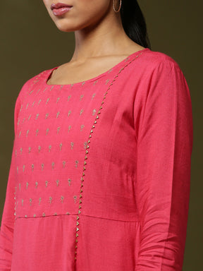 Embroidered kurta-coral