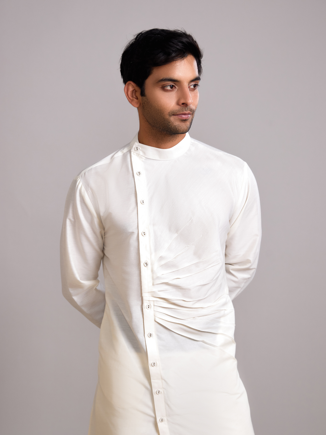 Mandarin collar front pleats straight kurta- Ivory