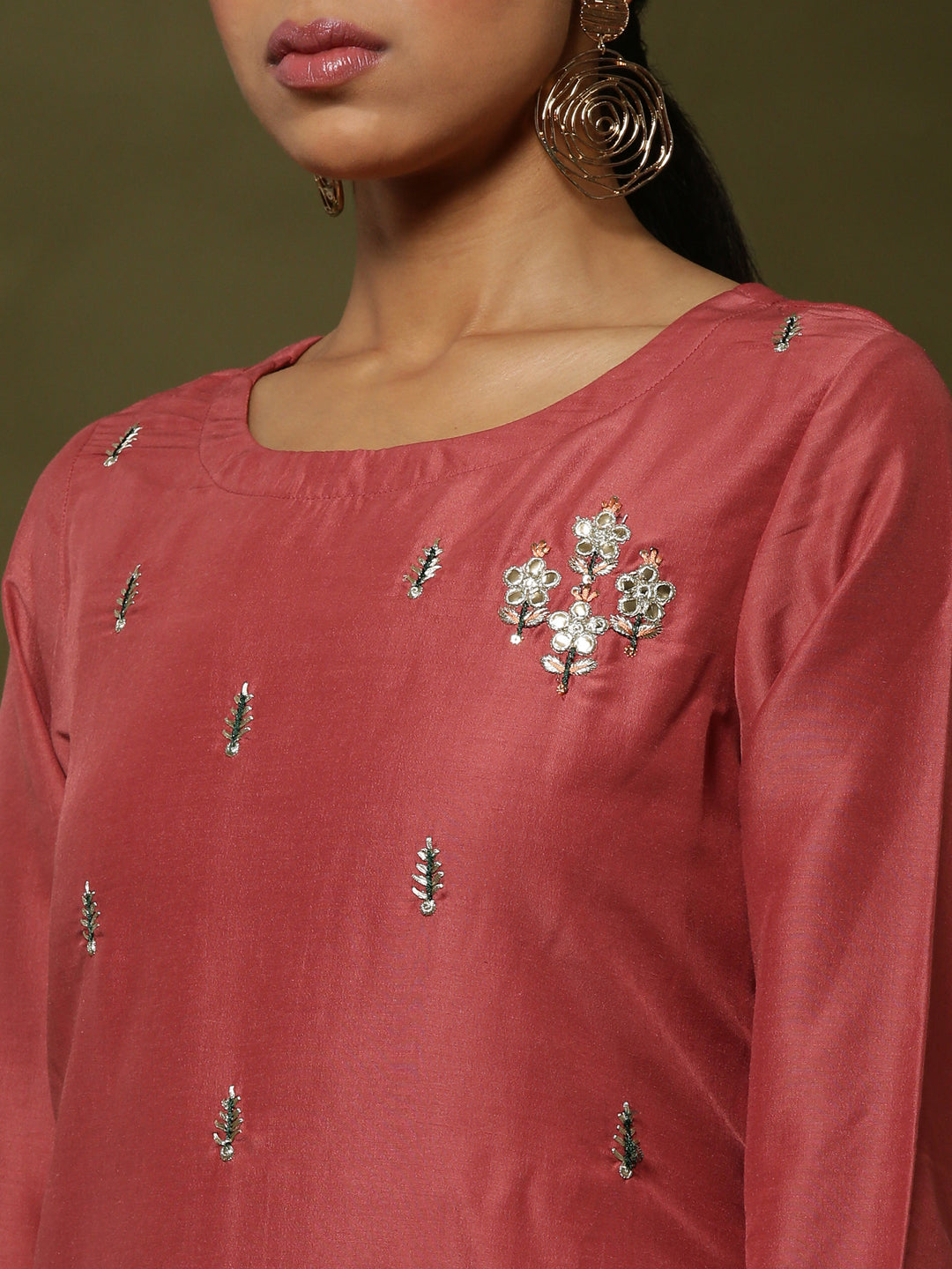 Embroidered straight kurta with solid straight pants and embroidered net dupatta-rose pink