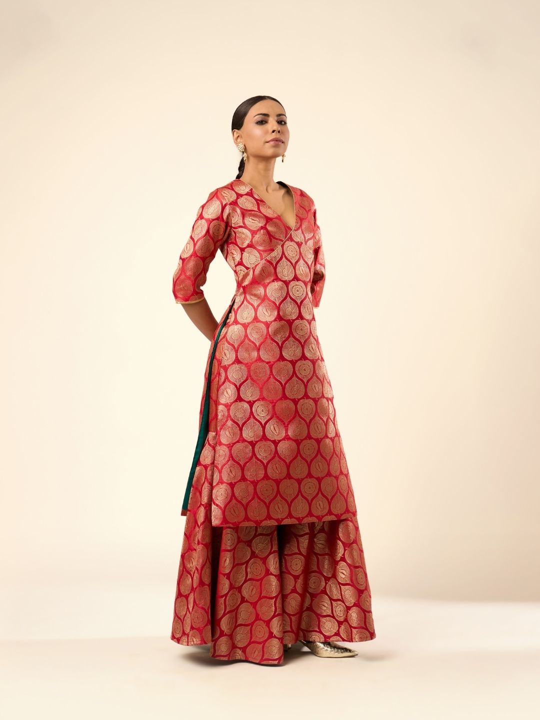 Paan Zari Baranasi Silk Kurta paired with Sharara- Red