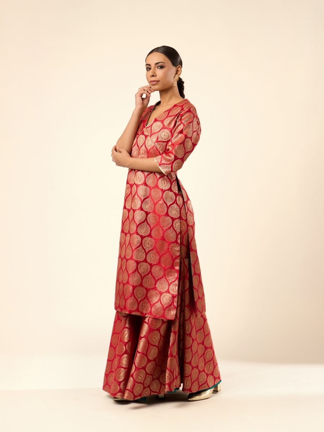 Paan Zari Baranasi Silk Kurta paired with Sharara- Red