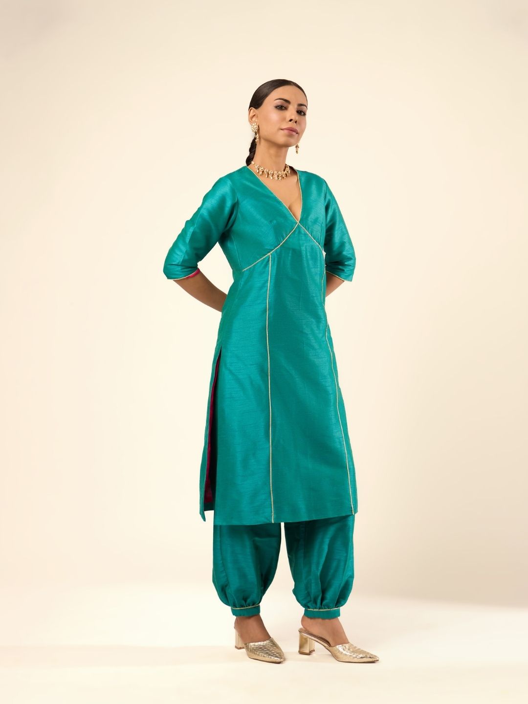 Zari Lace Art Silk Kurta Set- Green