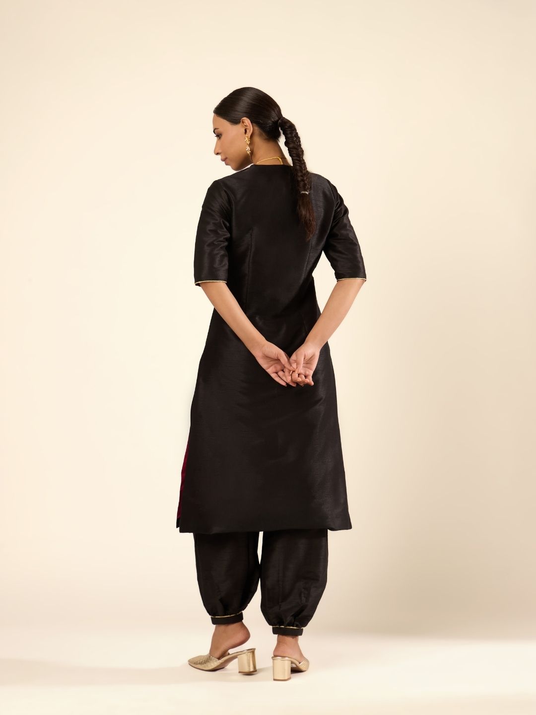 Zari Lace Art Silk Kurta Set- Black