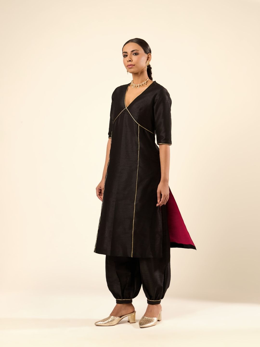 Zari Lace Art Silk Kurta Set- Black