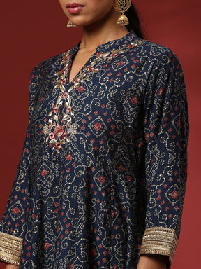 Flared bandhni printed kurta set with neck embroidery-navy