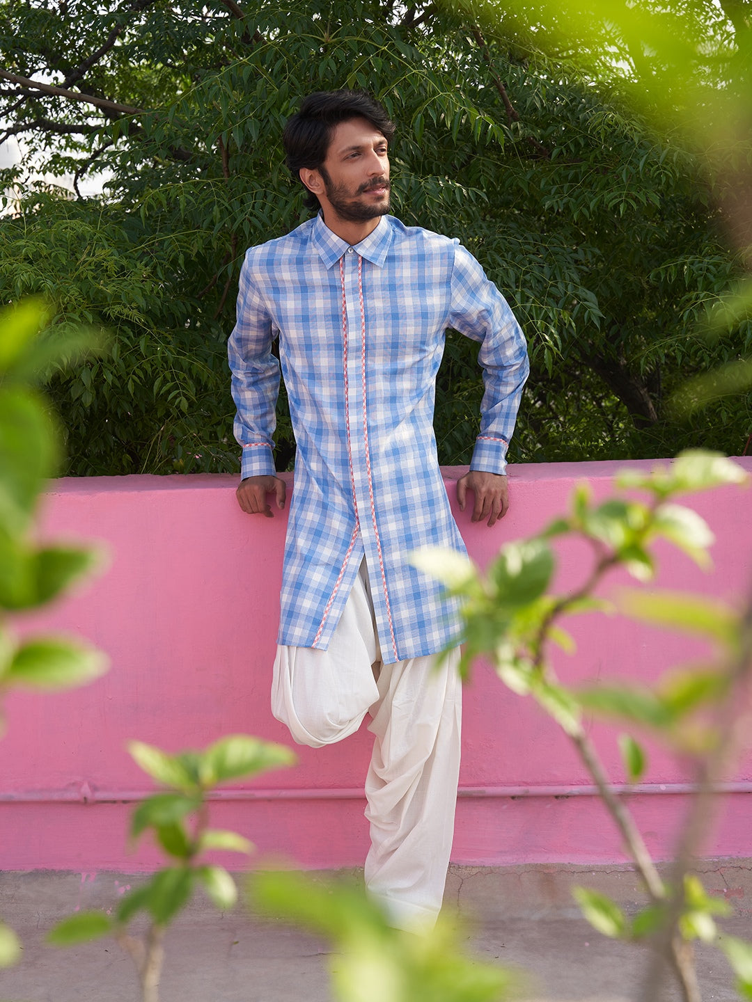 Classic collar blue kurta with gingham checks piping