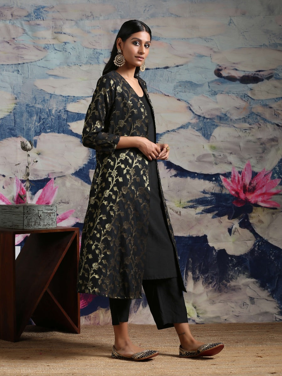 Buy online Women Printed Kurta With Trouser Set from ethnic wear for Women  by Anubhutee for ₹969 at 81% off | 2024 Limeroad.com