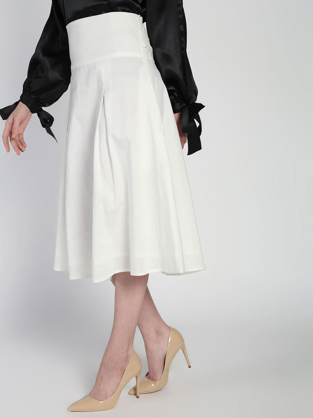 High waist Pleated Tie up belt Skirt